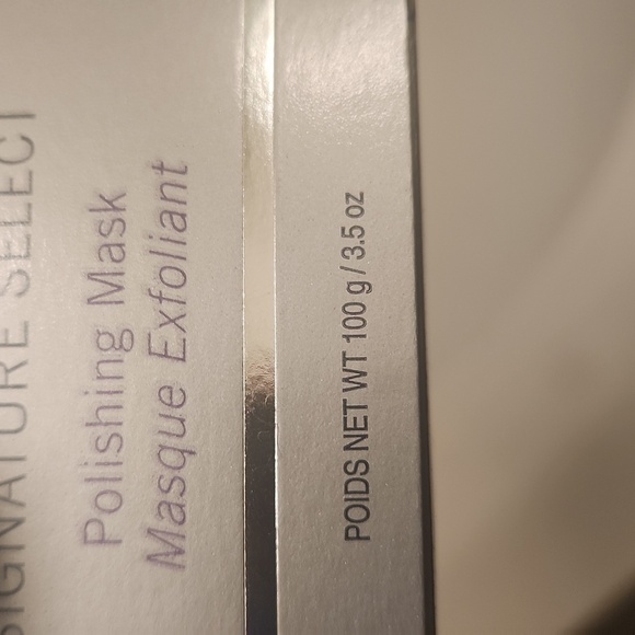 Artistry Signature Select Polishing Mask - Picture 4 of 4